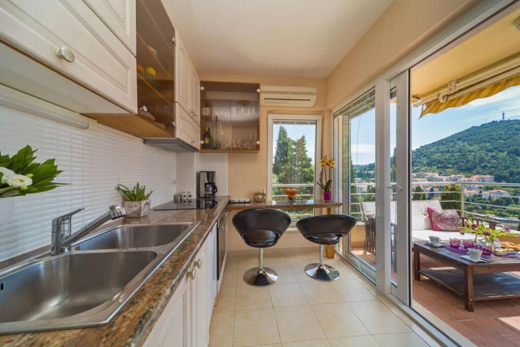 Blue Dream - Stylish Apt With Stunning Sea View 두브로브니크 외부 사진